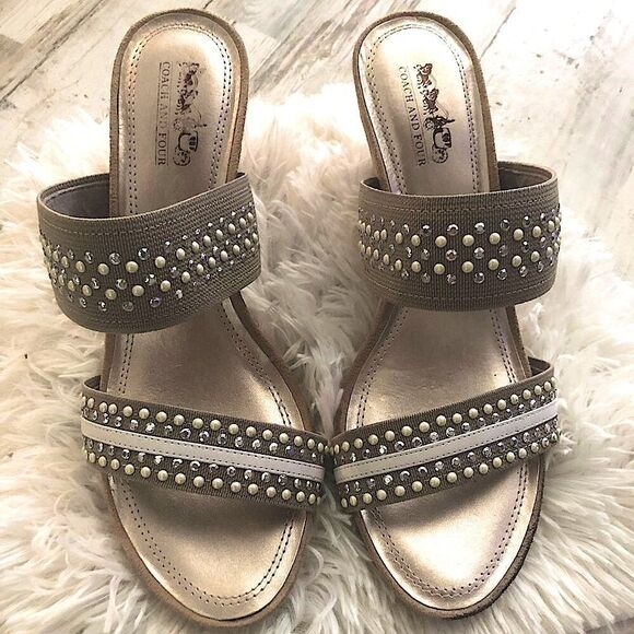 🔥Coach and Four Vonny wedges size 9M - Picture 2 of 4